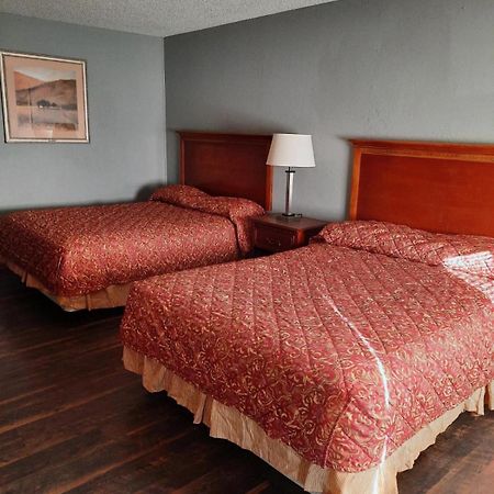 Hiway Inn Express Elk City Eksteriør bilde