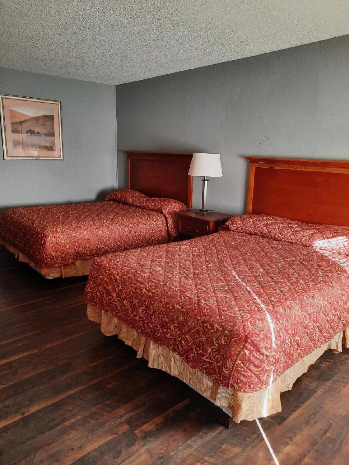 Hiway Inn Express Elk City Eksteriør bilde